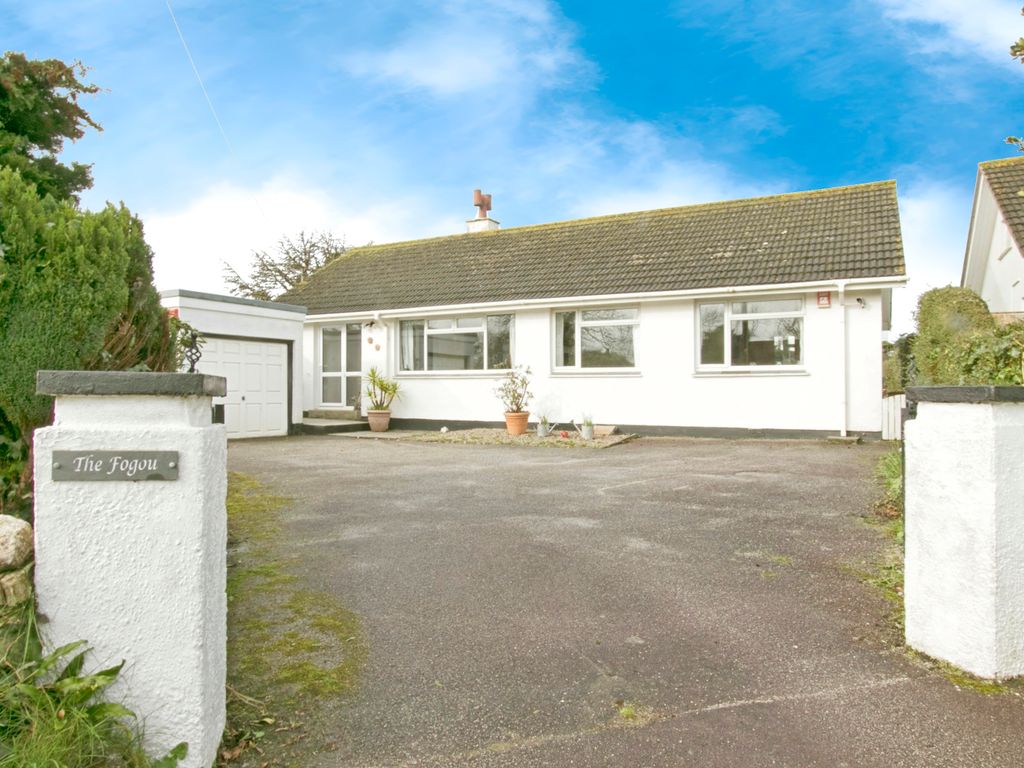 3 bed bungalow for sale in Marys Well, Illogan, Redruth, Cornwall TR16