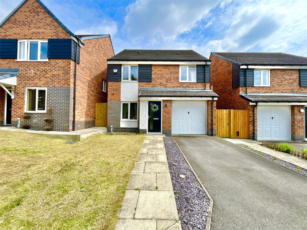 3 bed detached house for sale in Friars Way, Denton Burn, Newcastle