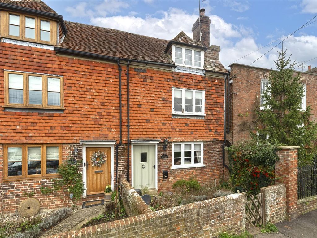 2 bed end terrace house for sale in Smithers Lane, East Peckham