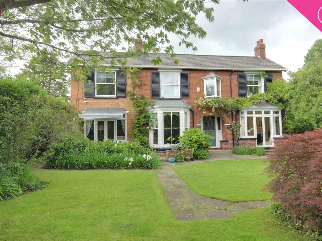 6 bed cottage for sale in Great Gutter Lane, Willerby, Hull HU10, £