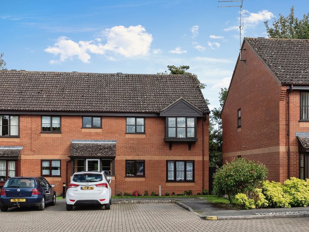 2 bed property for sale in The Brickfields, Stowmarket IP14, £70,000 Zoopla