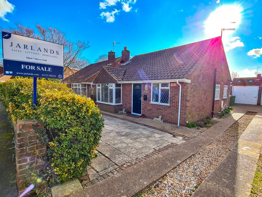 2 bed bungalow for sale in Upper Chyngton Gardens, Seaford BN25 Zoopla
