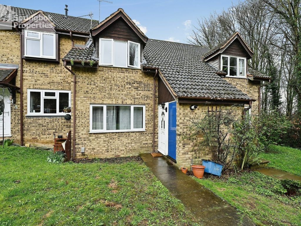 1 bed terraced house for sale in Halleys Ridge, Hertford, Hertfordshire