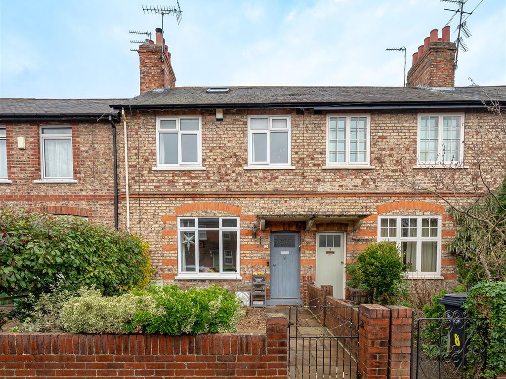 4 bed terraced house for sale in Howe Hill Road, Holgate, York YO26, £