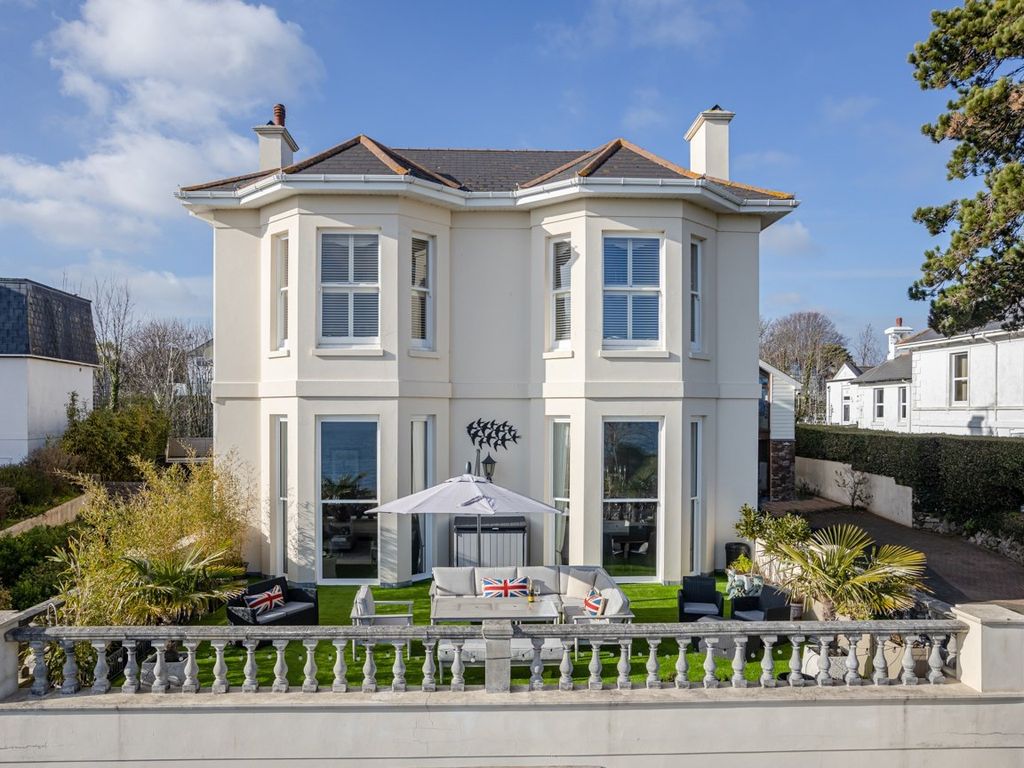 2 bed flat for sale in Torbay Road, Torquay TQ2, £625,000 Zoopla