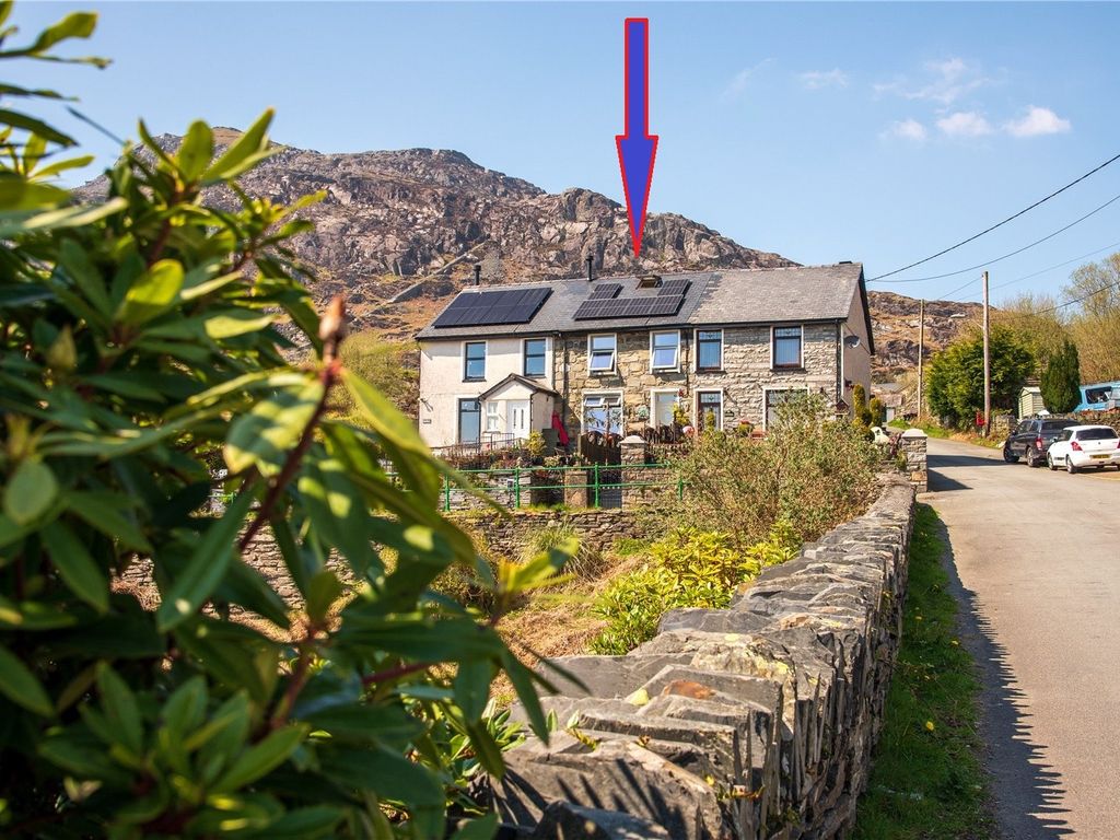 3 bed terraced house for sale in Gwynfryn Dolrhedyn, Tanygrisiau