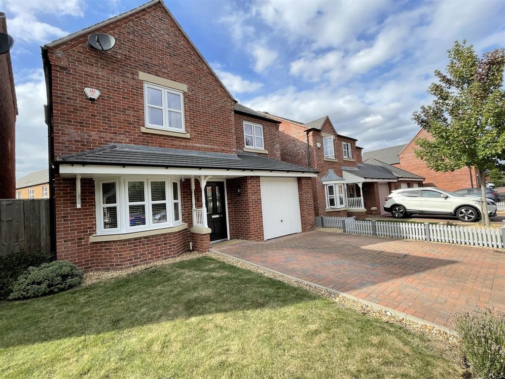 Marl Way Swadlincote DE11  