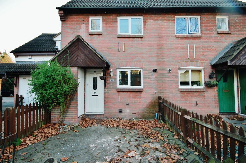 3 bed terraced house for sale in Emerald Close, London E16 Zoopla