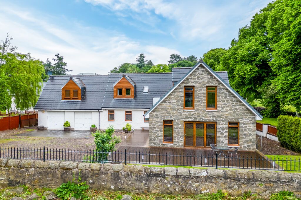 5 bed detached house for sale in Rosemill Road, Bridgefoot, Dundee DD3