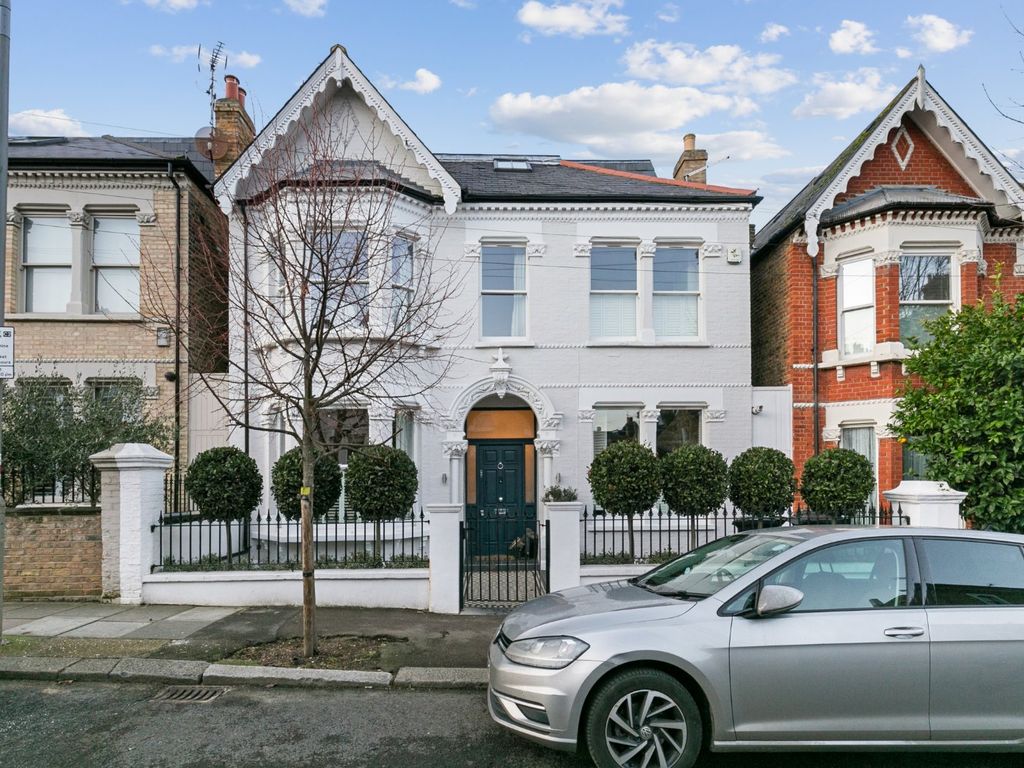 Honeywell Road, London SW11  