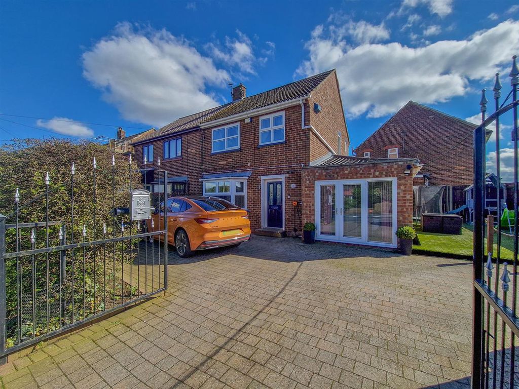 3 bed semidetached house for sale in Wood Lane, Ferryhill DL17, £