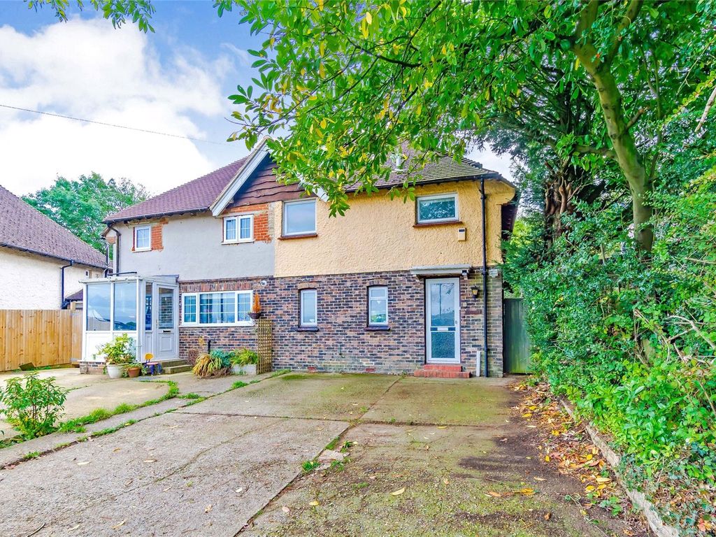 3 bed cottage for sale in Rabies Heath Road, Bletchingley, Redhill RH1 Zoopla