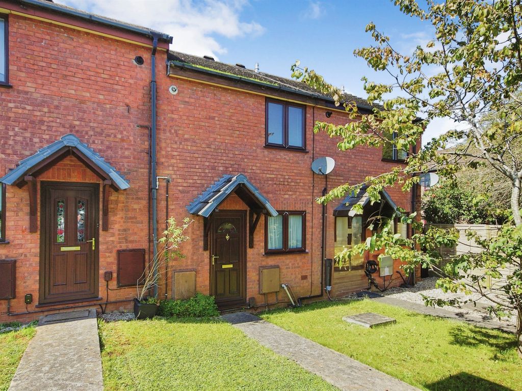 2 bed terraced house for sale in Sutherland Avenue, Yate, Bristol BS37