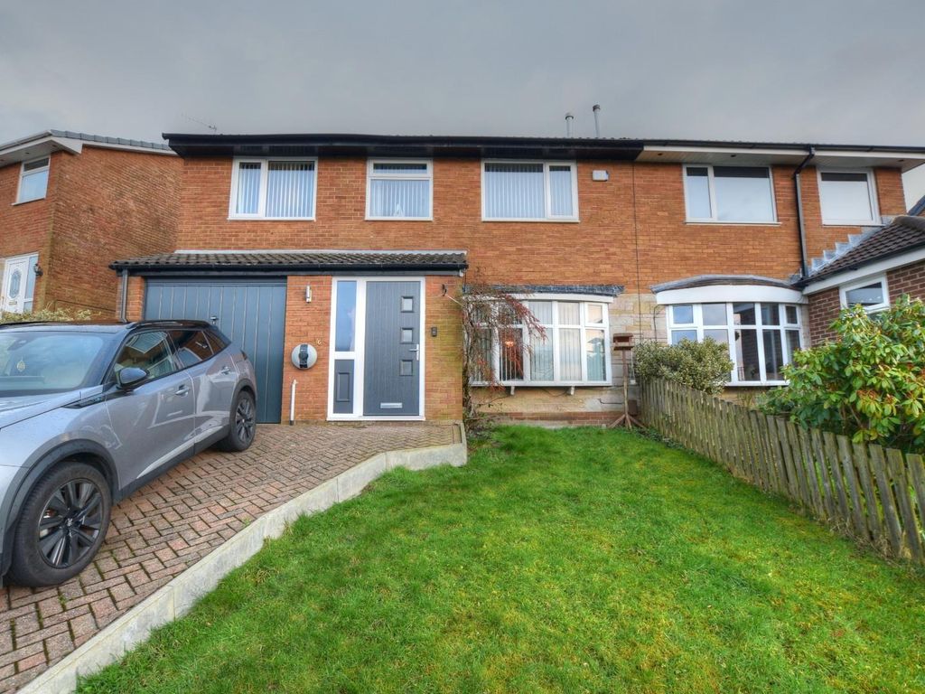 5 bed semidetached house for sale in Lower Mead Drive, Burnley BB12