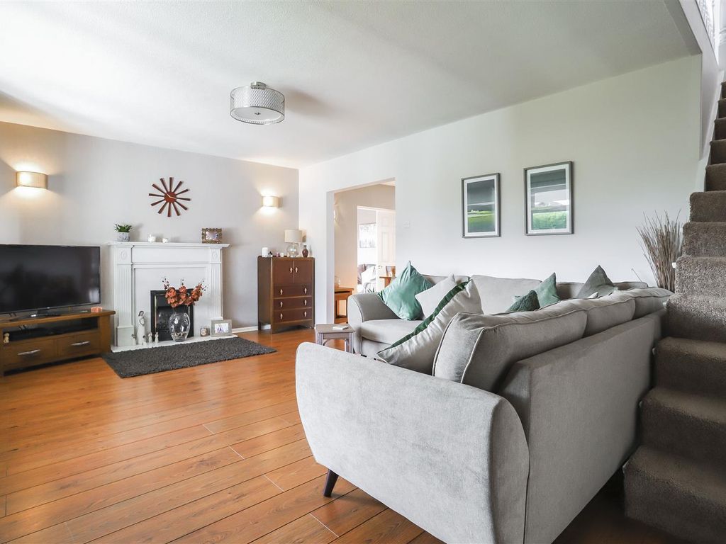 3 bed linkdetached house for sale in Buckingham Drive, Bury BL8 Zoopla