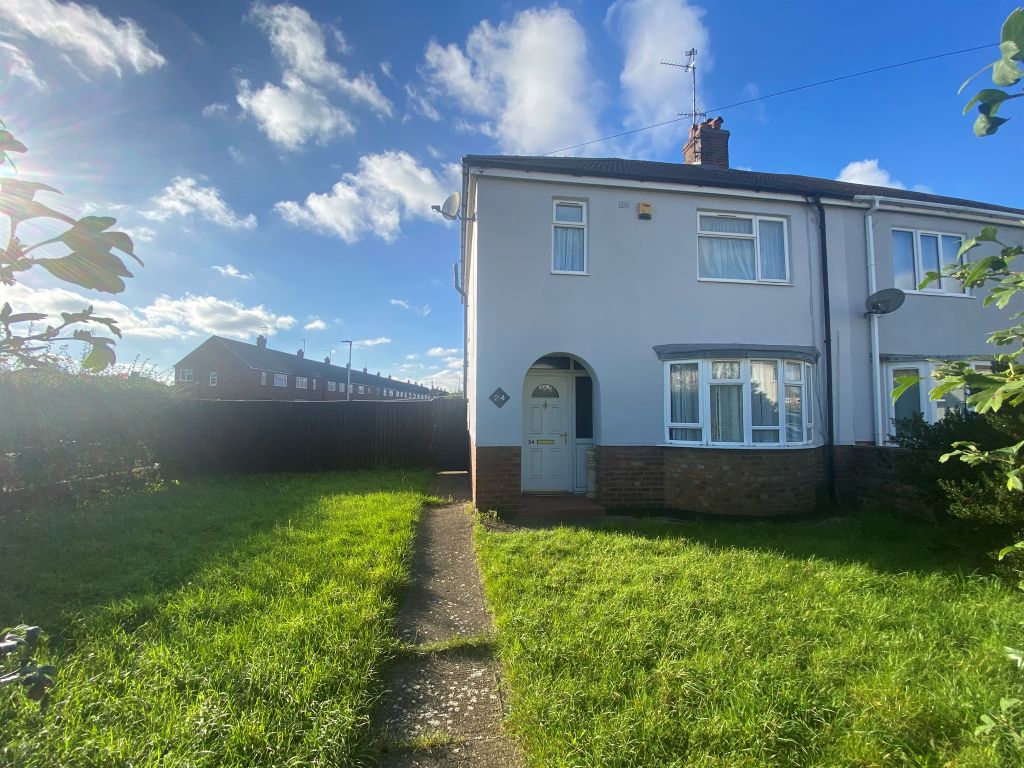 3 bed semidetached house for sale in St. Avenue, Stanground