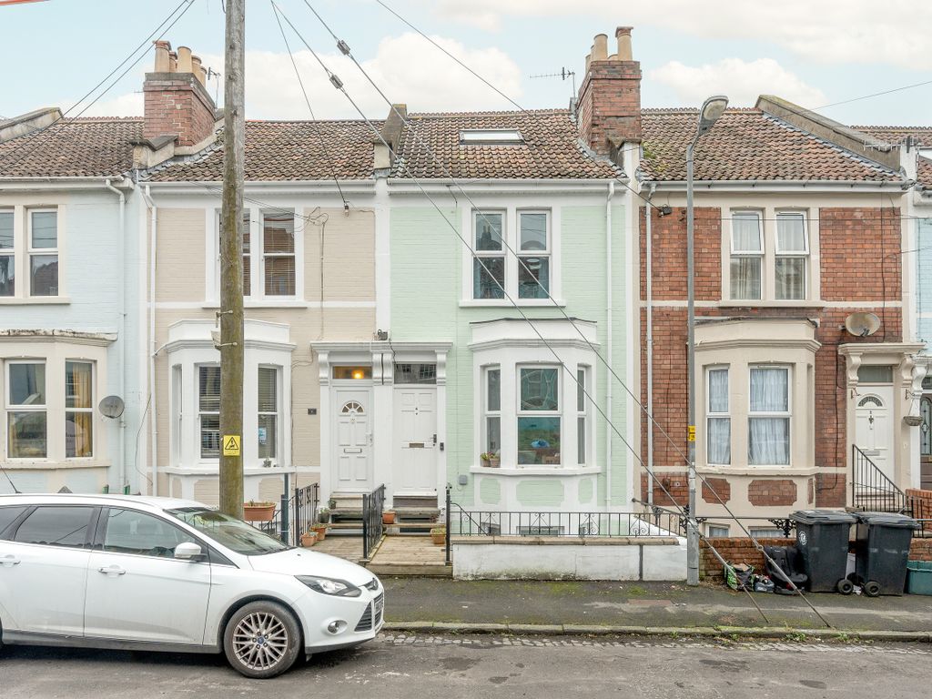 4 bed property for sale in Mendip Road, Windmill Hill, Bristol BS3, £