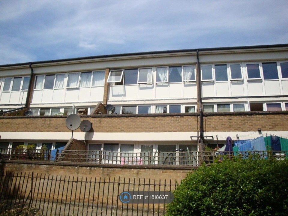 2 bed flat to rent in Histon Road, Cambridge CB4, £1,300 pcm Zoopla