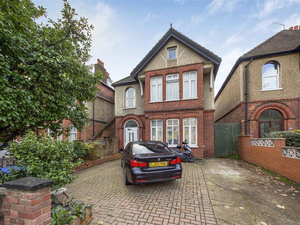 8 bed detached house for sale in Kingston Road, New Malden KT3 Zoopla