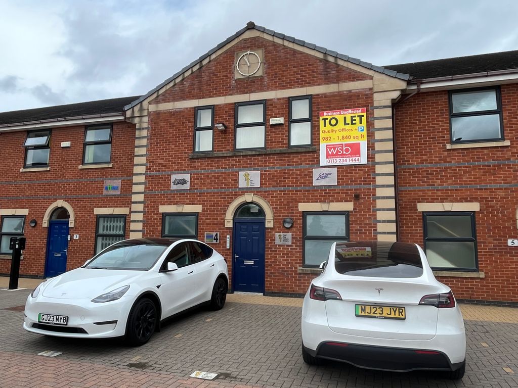 Office to let in Unit 4, Flemming Court, Whistler Drive, Castleford WF10, £13,699 pa Zoopla