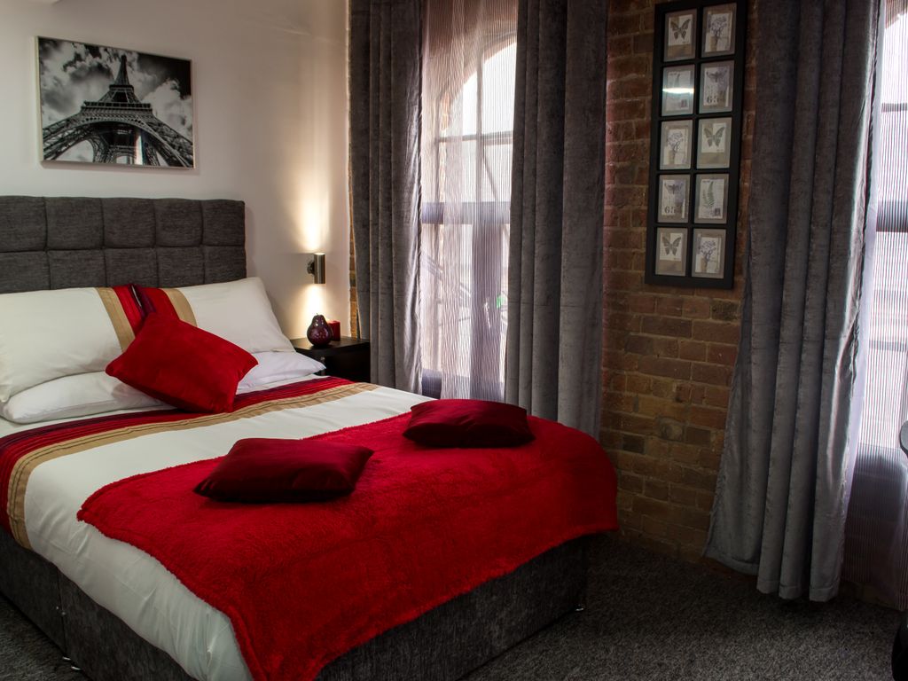 Russel Road, Nottingham NG7  