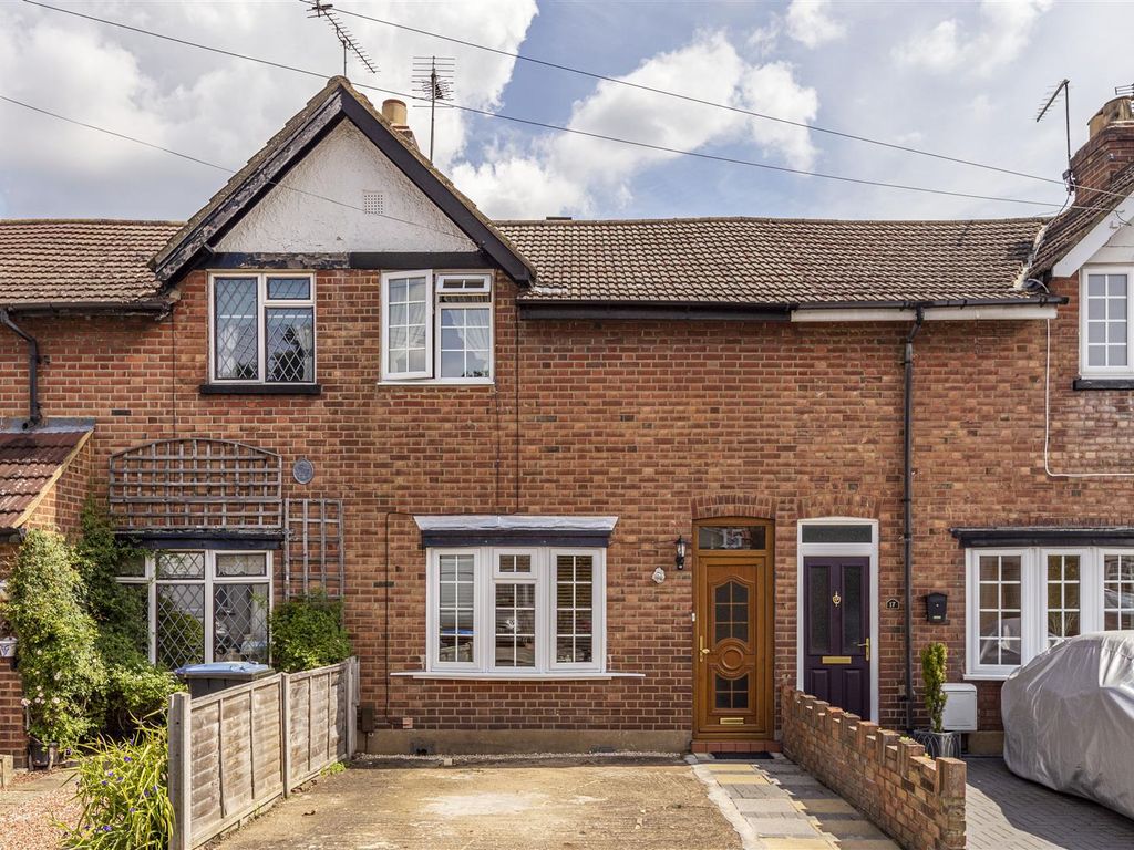 2 bed terraced house for sale in Kings Road, New Haw, Addlestone KT15