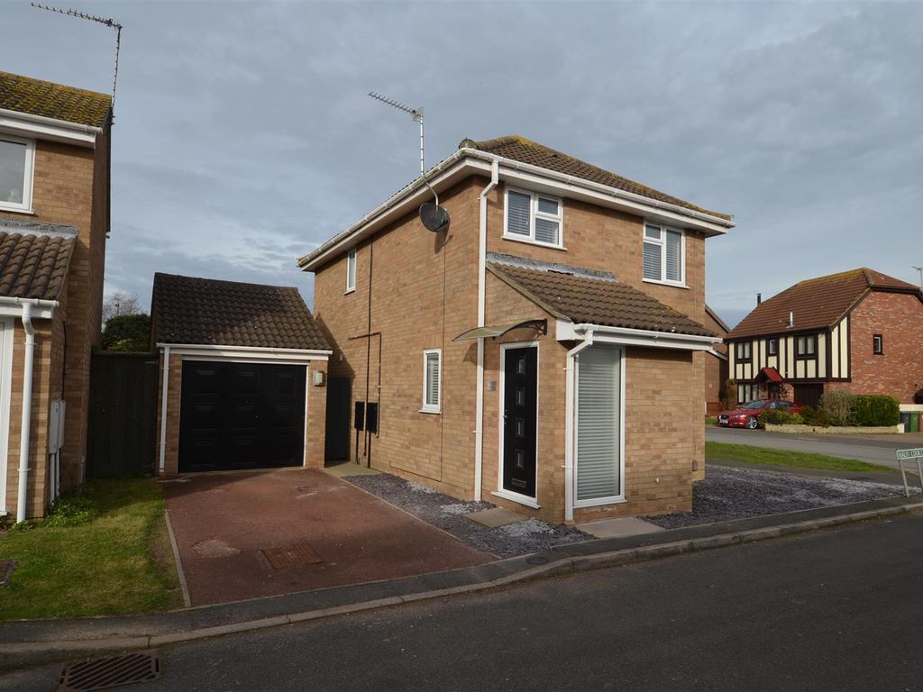 3 bed detached house to rent in Malin Court, CaisterOnSea, Great Yarmouth NR30 Zoopla