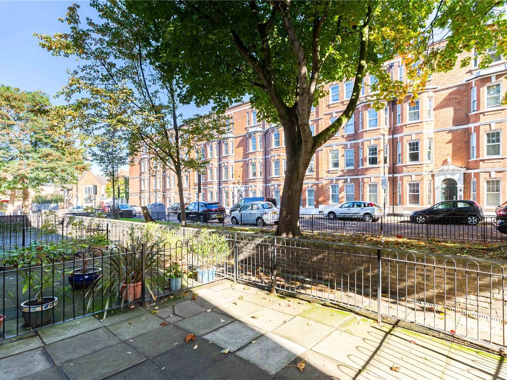 3 bed for sale in Road, Islington, London N7 Zoopla
