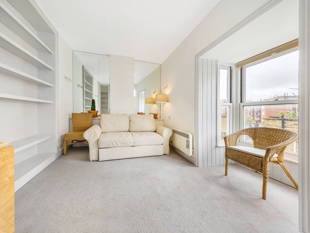 Studio to rent in Pembridge Villas, Notting Hill, London W11 Zoopla