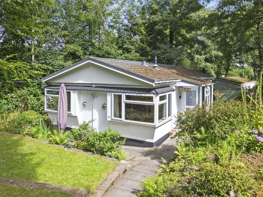 2 bed property for sale in Puffin Hill, Turners Hill Park, Turners Hill