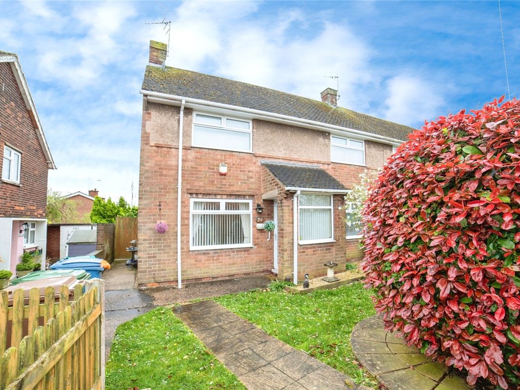 3 bed end terrace house for sale in Keyworth Close, Mansfield