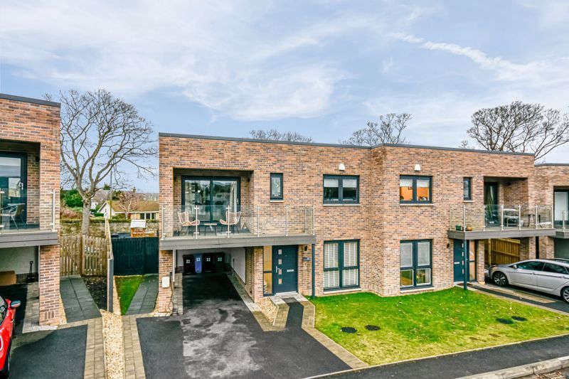 3 bed property for sale in Forth Park Crescent, Kirkcaldy KY2, £299,950 Zoopla