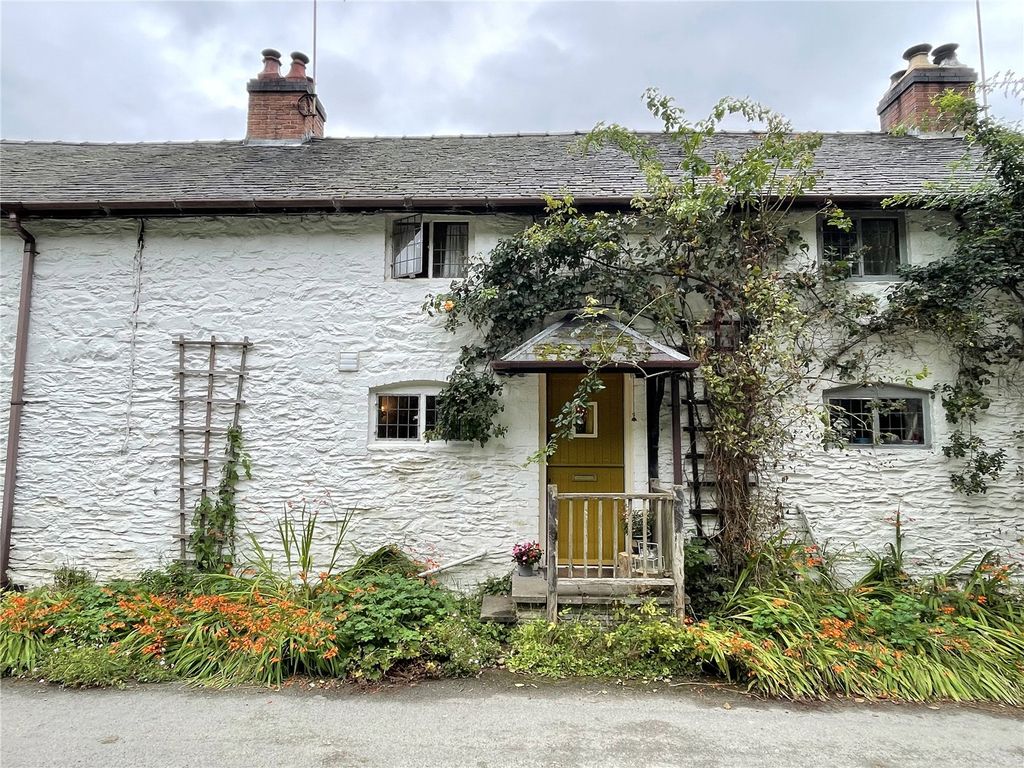 2 bed terraced house for sale in Cwmbelan, Llanidloes, Powys SY18 Zoopla