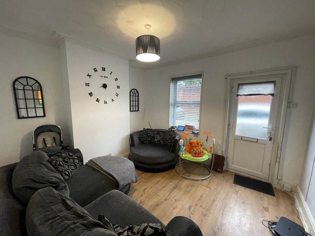 2 bed property to rent in Admiralty Road, Great Yarmouth NR30 Zoopla