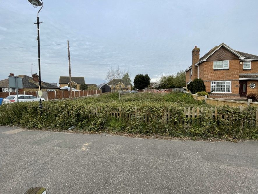 3 bed detached house for sale in Ferry Road, Iwade, Sittingbourne ME9