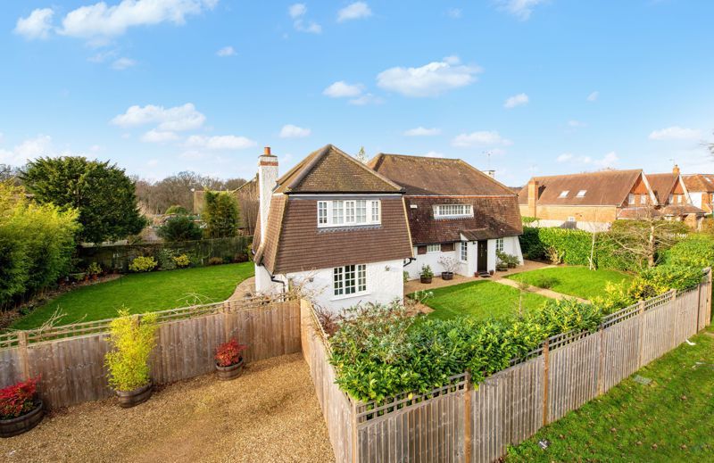 4 bed detached house for sale in Forest Road, Effingham Junction
