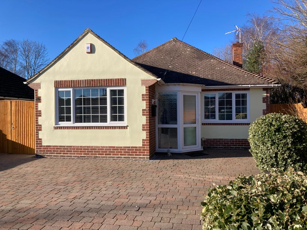 3 bed detached bungalow for sale in Hatherley Crescent, Fareham PO16, £