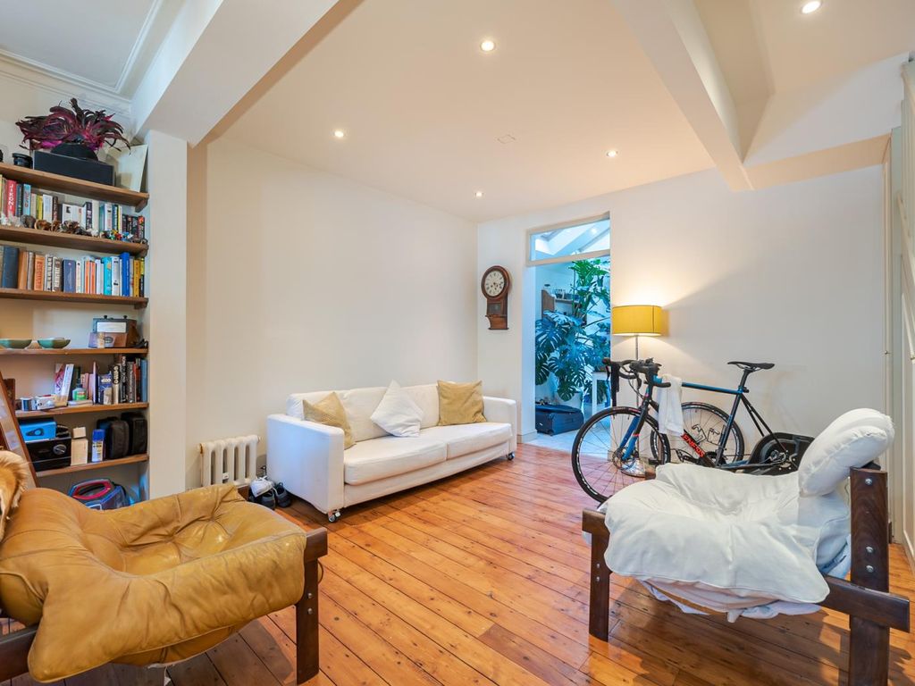 Tyneham Road London SW11  