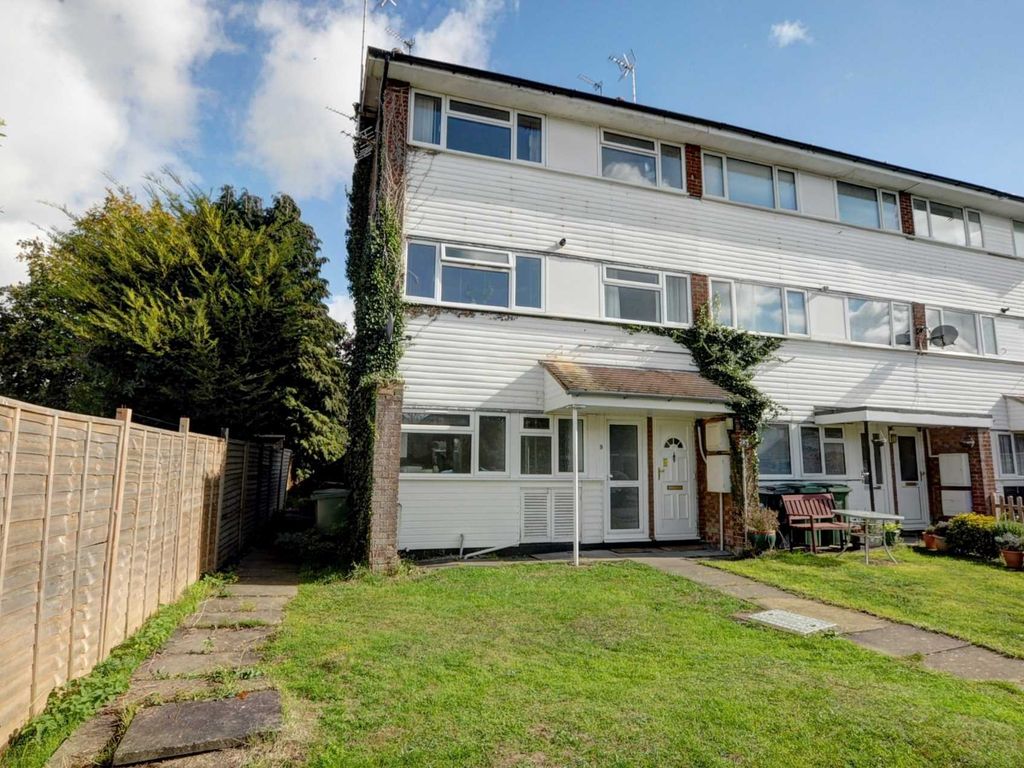 3 bed for sale in Wheeler End, Chinnor OX39 Zoopla