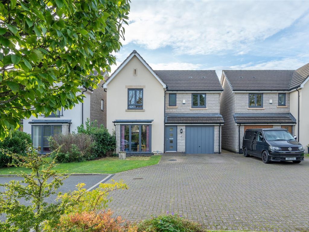 4 bed detached house for sale in Albert Close, Warmley, Bristol BS30, £525,000 Zoopla