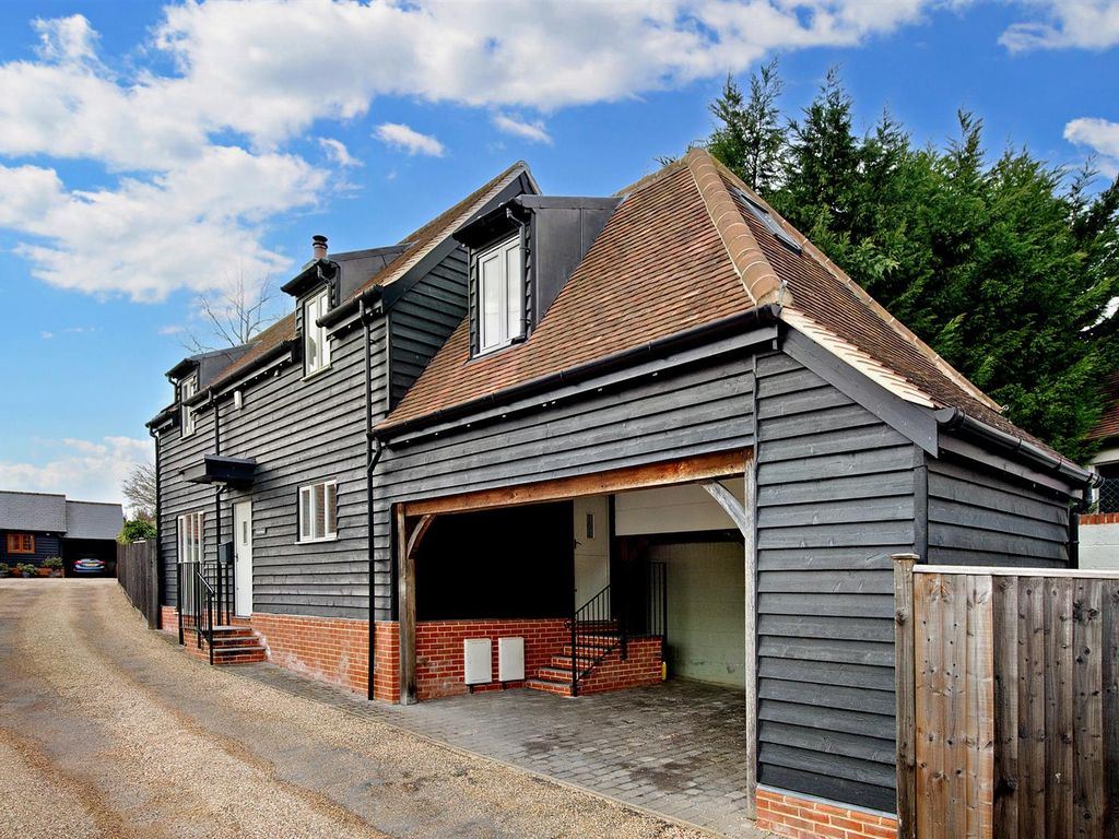 3 bed detached house for sale in Swan Street, Sible Hedingham, Halstead