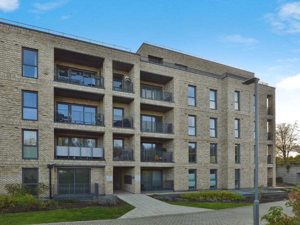 2 bed flat for sale in Canal Street, Campbell Park, Milton Keynes MK9