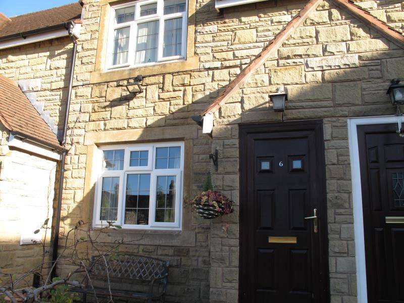 1 bed flat to rent in 6 Armoury Court Mews, Preston Street West