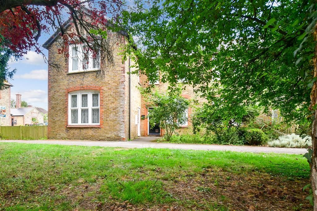 2 bed for sale in Preston Road, Manston, Ramsgate, Kent CT12