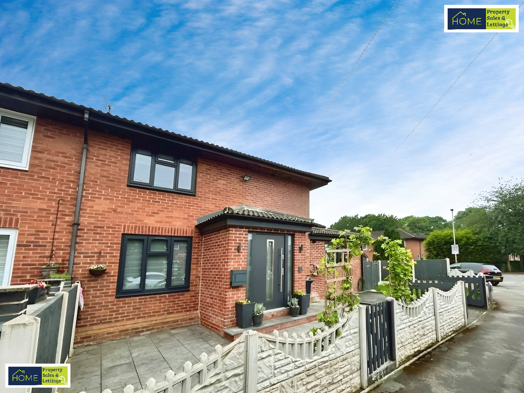 3 bed semidetached house for sale in Beaufort Road, Leicester