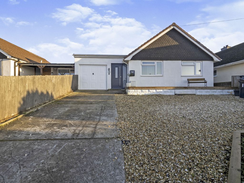 2 bed bungalow for sale in The Roundway, Kingskerswell, Newton Abbot