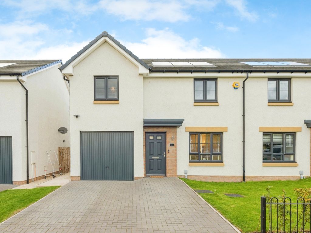 3 bed semidetached house for sale in Boreland Avenue, Kirkcaldy