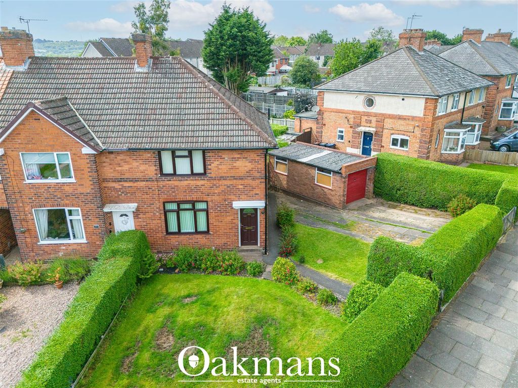 3 bed end terrace house for sale in Kendal Rise Road, Rednal