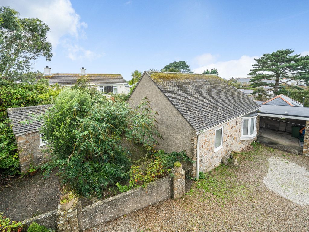 2 bed bungalow for sale in Barn Court, Trungle, Paul, Penzance TR19, £