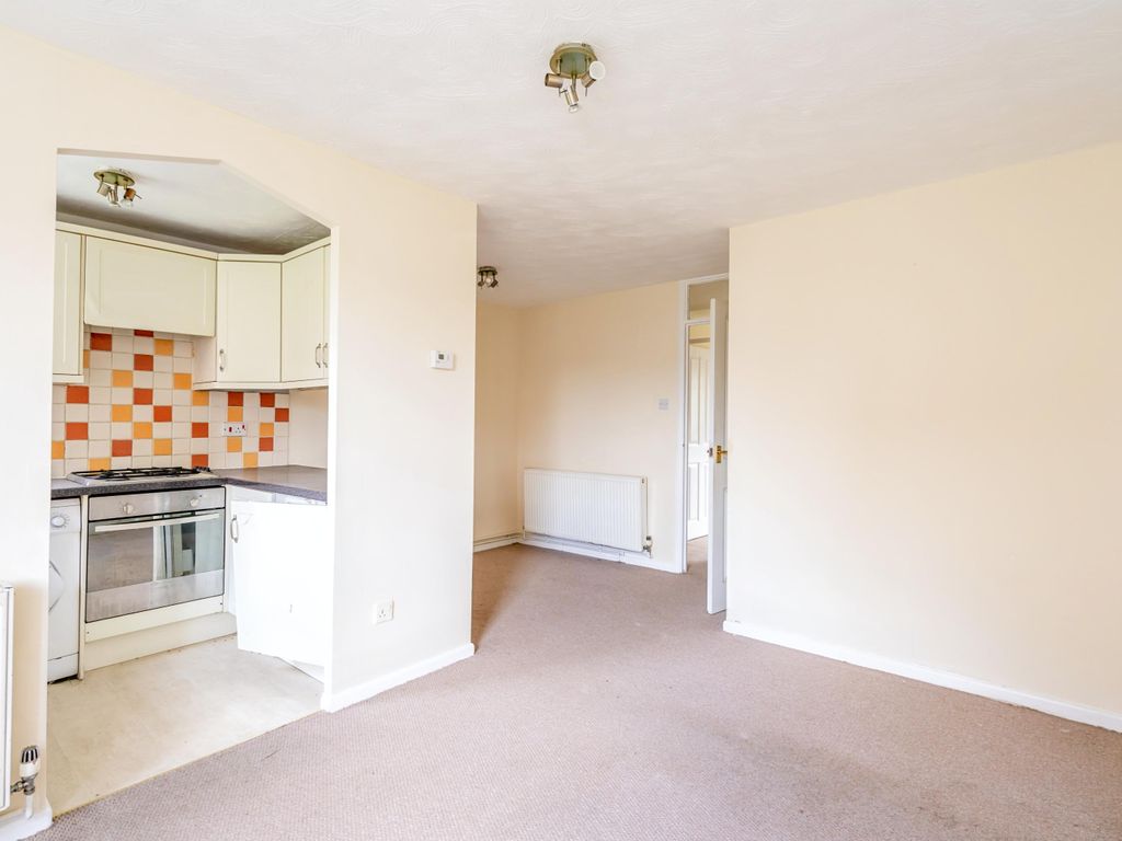 Chatsworth Road Chichester West Sussex PO19  